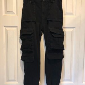 Rue21 size L Black Cargo Pants